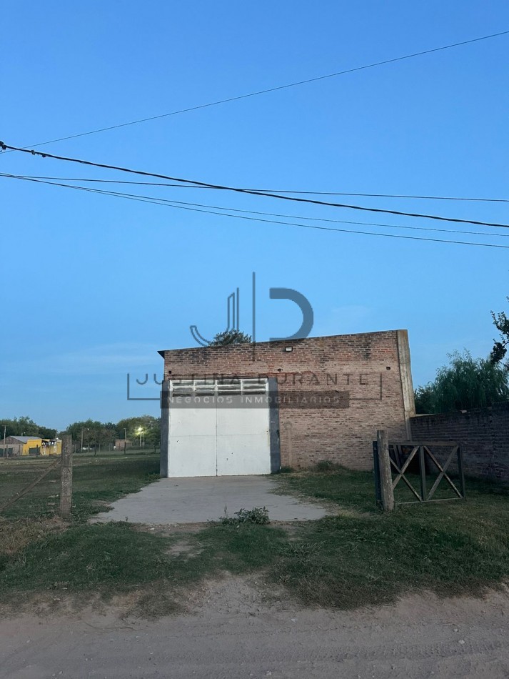 OPORTUNIDAD: Lote con Galpon (¡Tu proyecto empieza aca!)